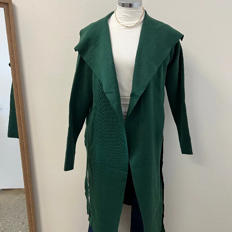 Refresh your wardrobe with high-quality women’s fashion   Cris Cárdigan-Hunter Green
