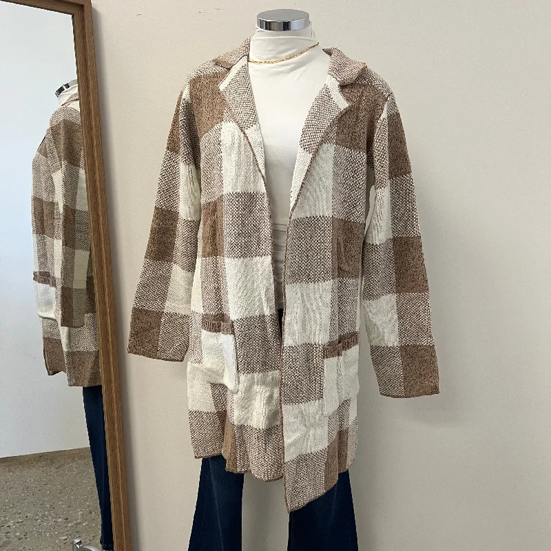 Chic for every occasion and style   Nay Cardigan -Cream