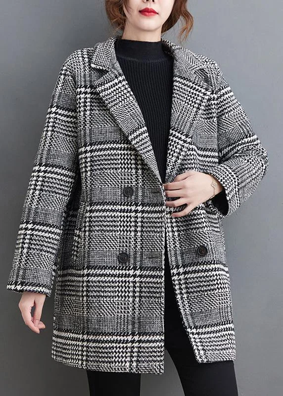 Cozy women’s clothing for the colder months Style Plaid Outwear Design Notched Pockets Spring Coat Cozy women’s clothing for the colder months Style Plaid Outwear Design Notched Pockets Spring Coat