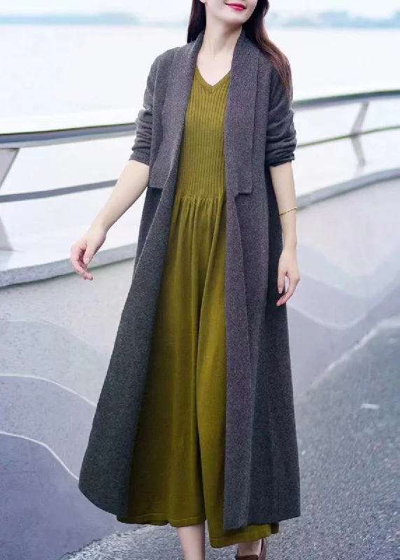 Casual yet chic women’s outfits for work or play Stylish Grey V Neck Patchwork Woolen Cardigan Fall Casual yet chic women’s outfits for work or play Stylish Grey V Neck Patchwork Woolen Cardigan Fall