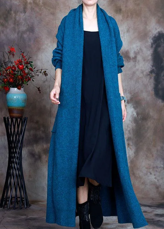 Curated collections for modern, fashionable women Vintage Blue V Neck Pockets Fall Knit Cardigan Curated collections for modern, fashionable women Vintage Blue V Neck Pockets Fall Knit Cardigan