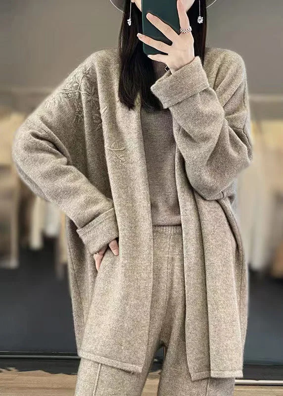 Cozy women’s clothing for the colder months Vintage Camel Embroideried Patchwork Cozy Cashmere Cardigan Fall Cozy women’s clothing for the colder months Vintage Camel Embroideried Patchwork Cozy Cashmere Cardigan Fall