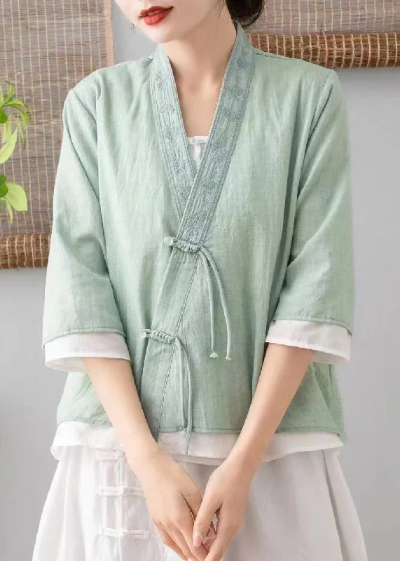 Casual yet chic women’s outfits for work or play Vintage Green V Neck Embroideried Tasseled Linen Cardigans Spring Casual yet chic women’s outfits for work or play Vintage Green V Neck Embroideried Tasseled Linen Cardigans Spring